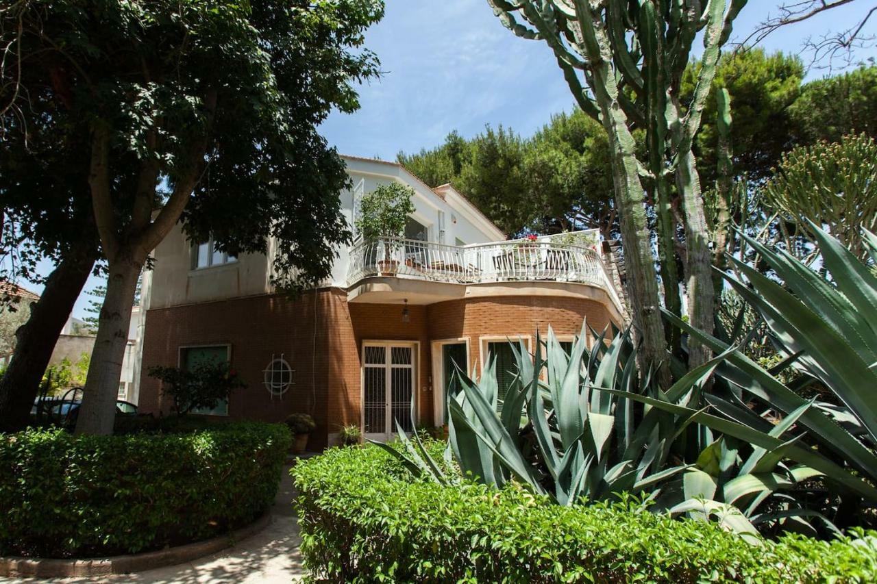 My Home In Mondello Palermo Exterior foto